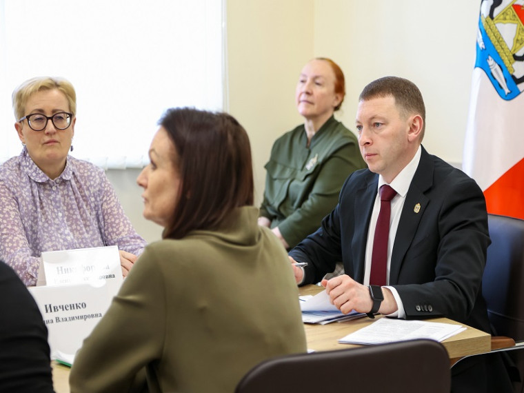 27 марта в Министерстве здравоохранения Новгородской области состоялась первая в этом году санитарно-противоэпидемическая комиссия, на которой обсудили эпидемиологическую ситуацию по природно-очаговым инфекциям в регионе.