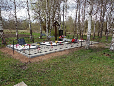 Братская могила советских воинов 1942-1944 гг д. Переходы Братская могила советских воинов 1942-1944 гг д. Переходы.